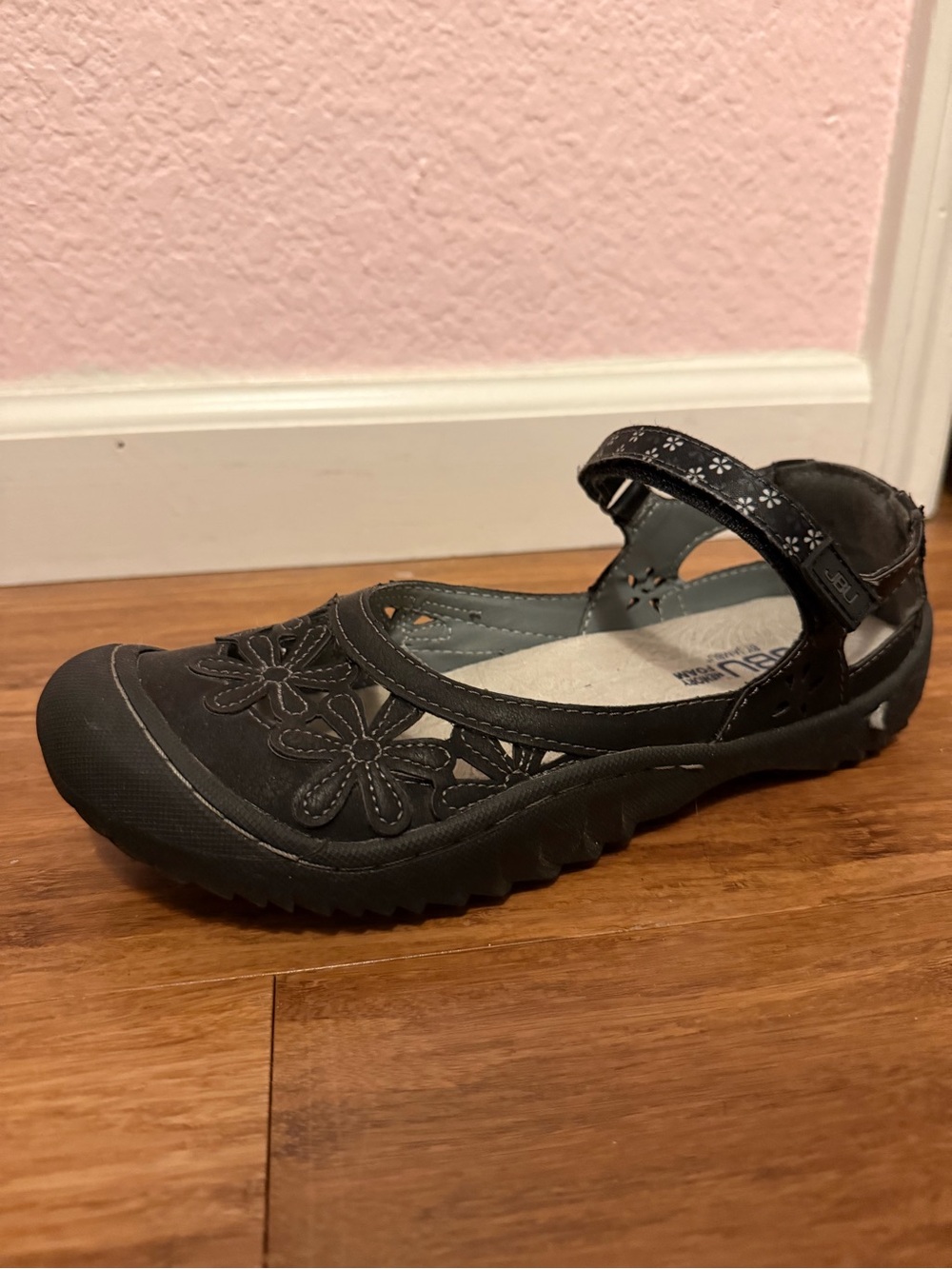 JBU Black Floral Cutout Mary Jane Sandal